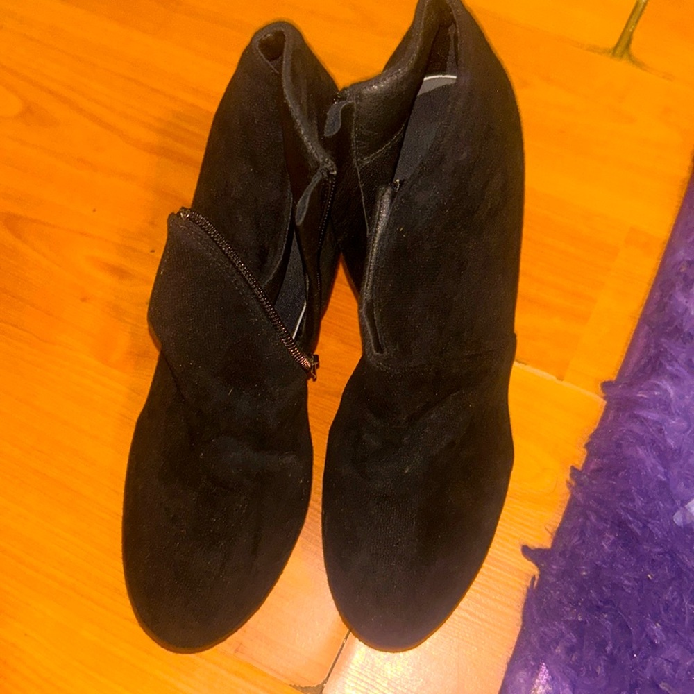 Black heels
